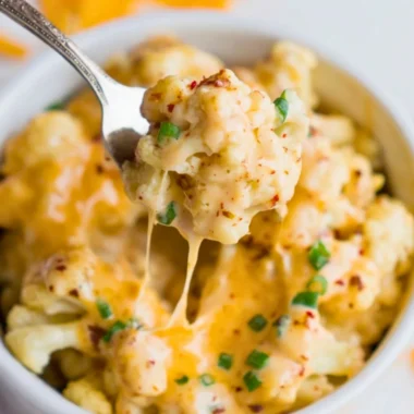 Delicious creamy cauliflower mac and cheese served in a bowl