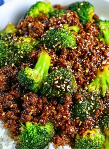 A delicious plate of ground beef and broccoli stir-fry ready to serve.
