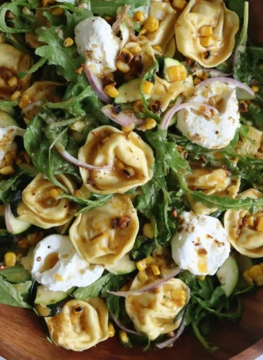 Summer Tortellini Salad with fresh vegetables and dressing